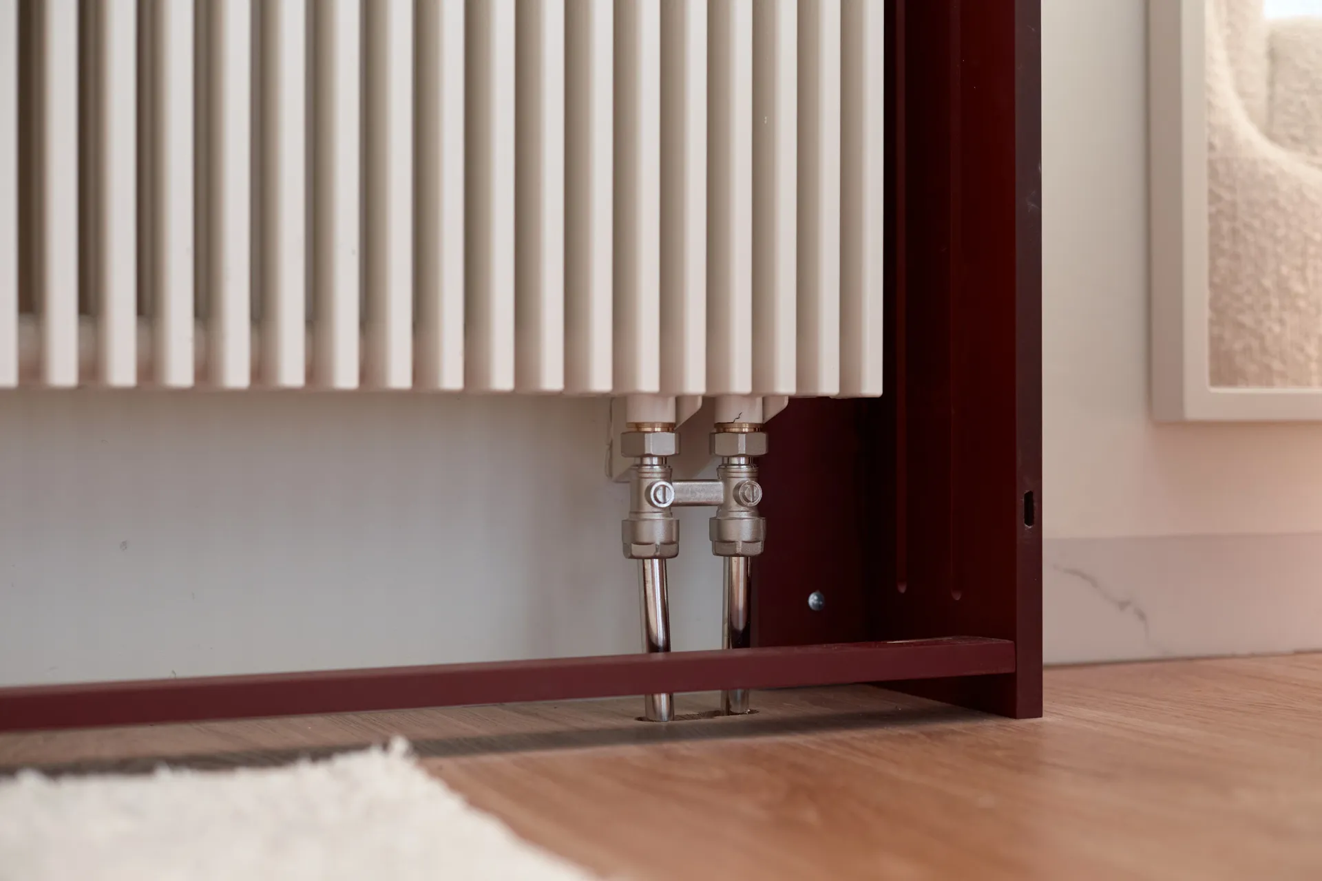 Вертикальный радиатор в интерьере: от классики до авангарда