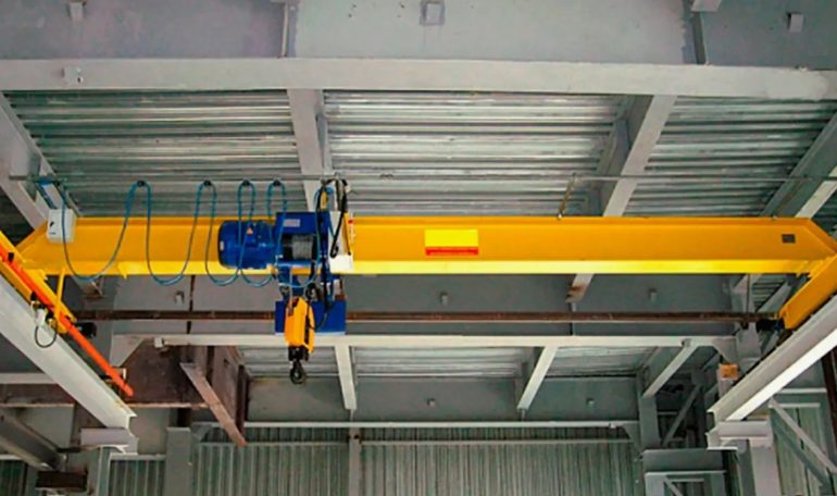 Сравнение кранов: опорный или подвесной — какой лучше для погрузки тяжелых грузов